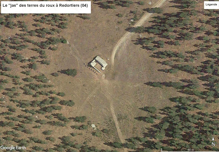 Jas des Terres-du-Roux  Redortiers (Alpes-de-Haute-Provence) : sur Google Earth.